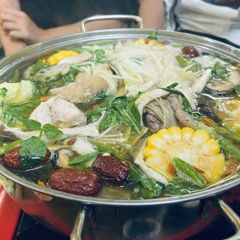 Lẩu Gà Lá É Phúc Thanh