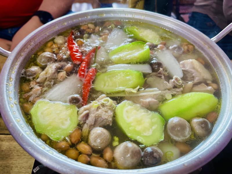 Lẩu Mắm Quê Mi