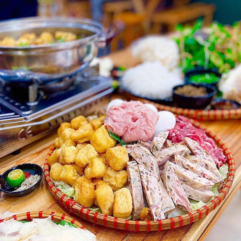 Lẩu Riêu 66 Phó Đức Chính
