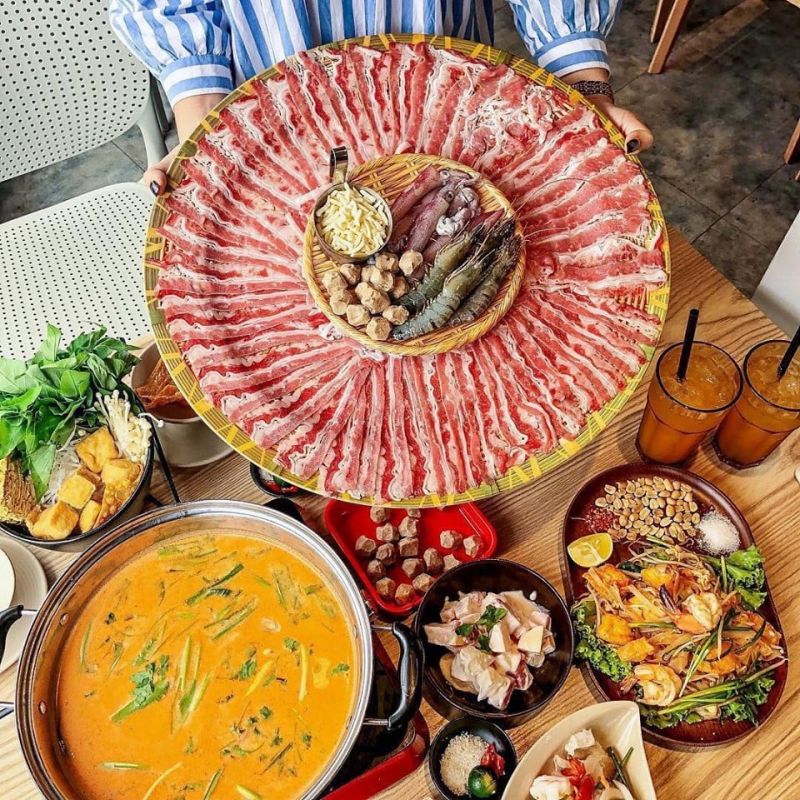 Lẩu thái Chai Talay