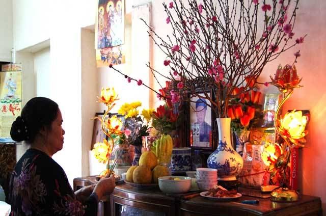 Phòng tục cúng tổ tiên ngày Tết