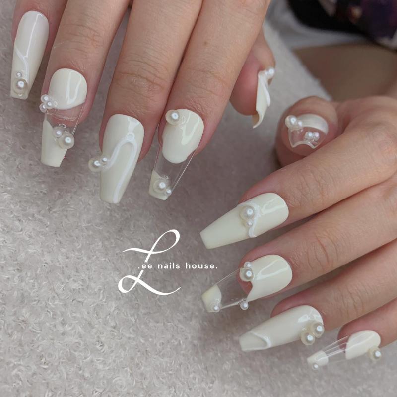 Lee Nails House