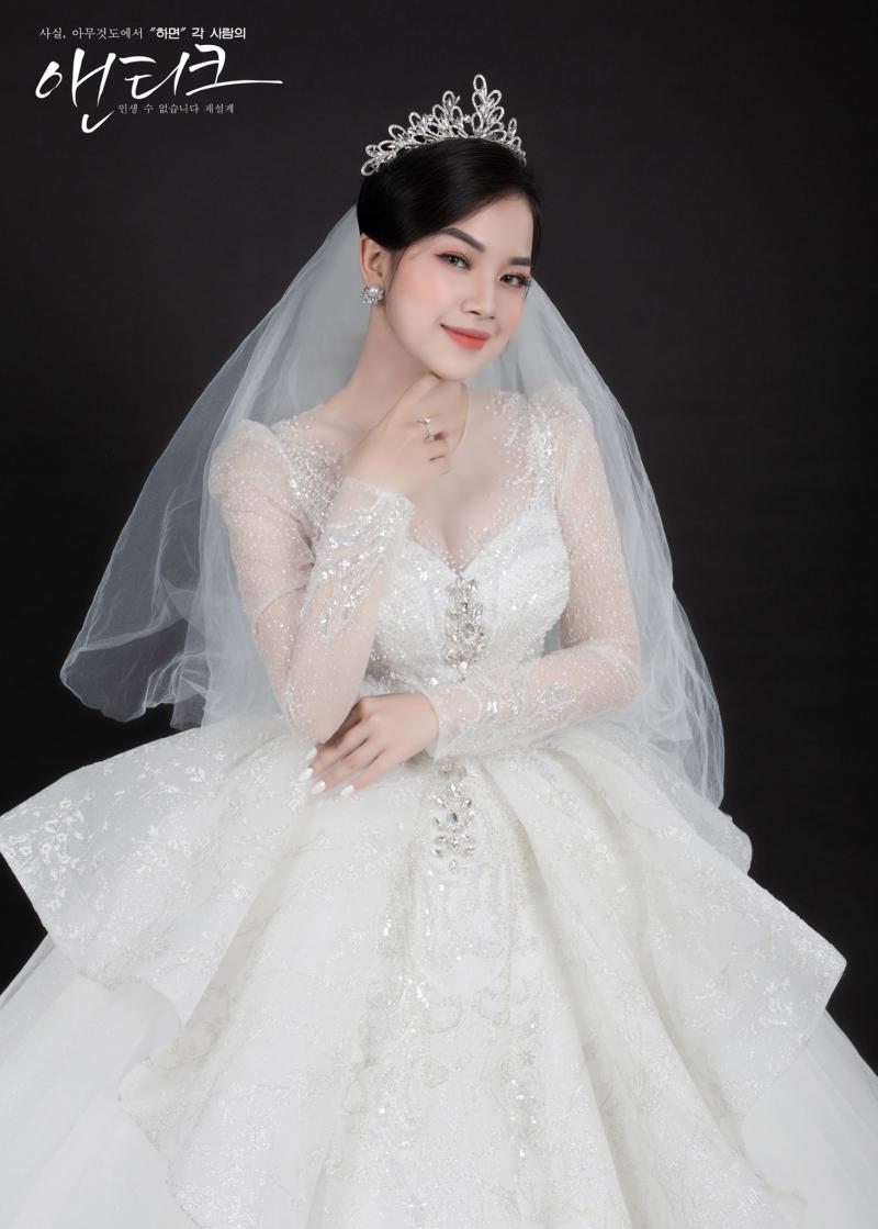 Lee Studio