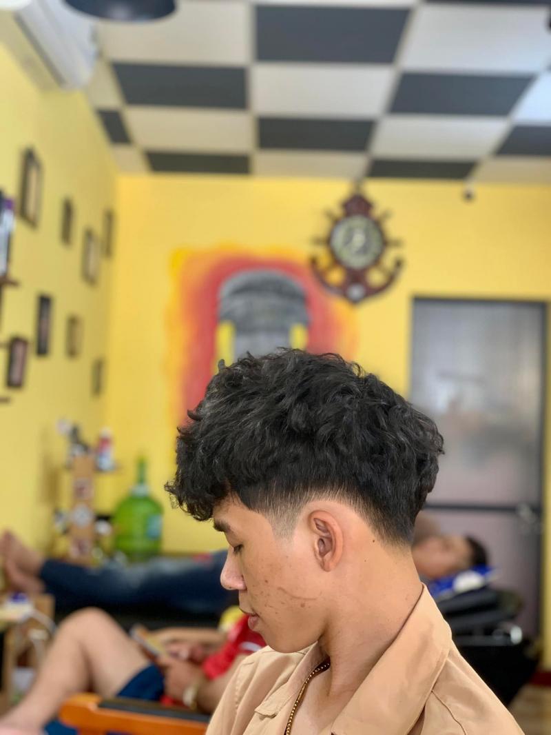 Lên BarBer Shop