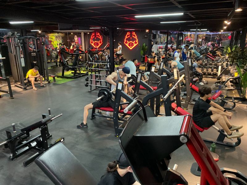 Leo's Gym & Yoga