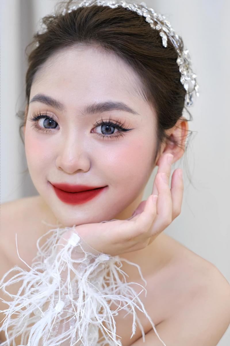 Li Bridal