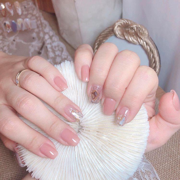 Loan Nail