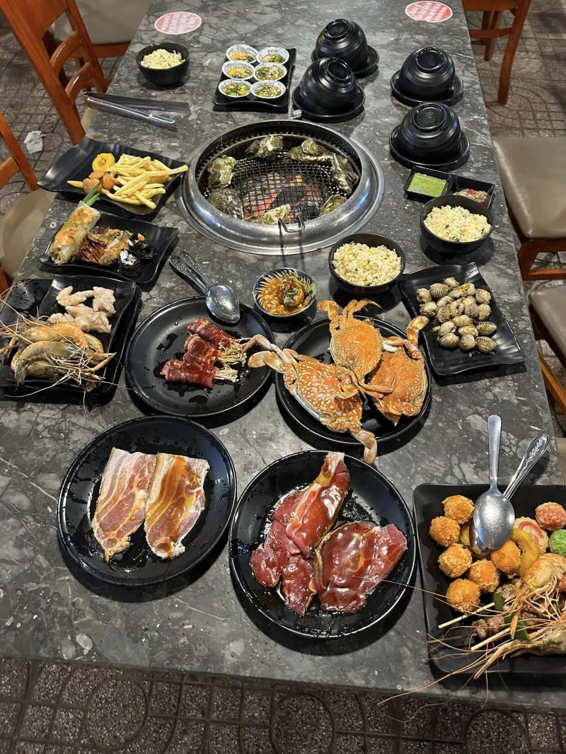 Lộc Huệ Buffet - Lẩu Và Nướng