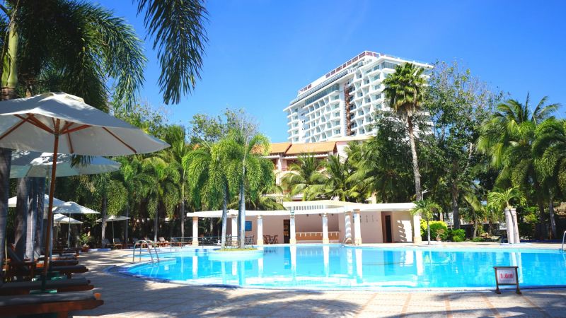 Long Thuận Hotel & Resort