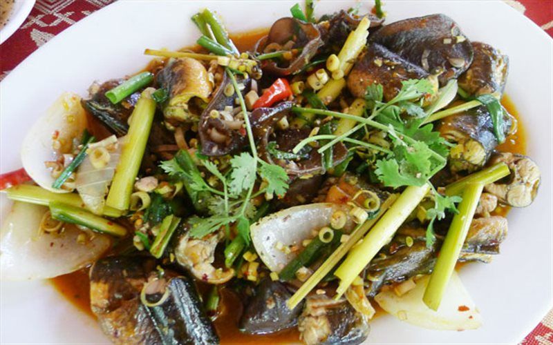 Lươn xào sả ớt
