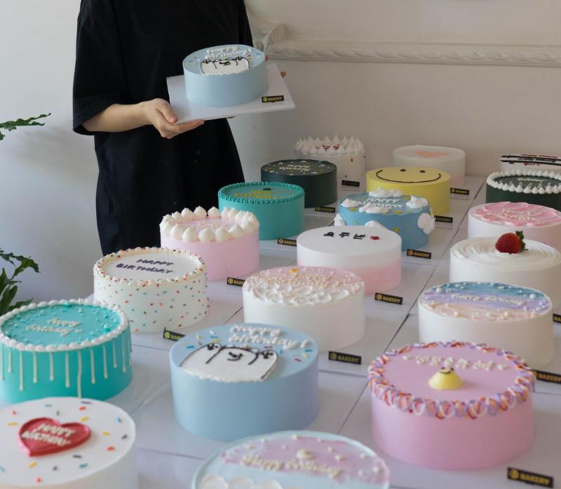 M Bakery