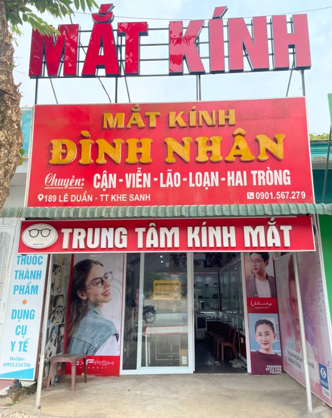 Mắt Kính Đình Nhân