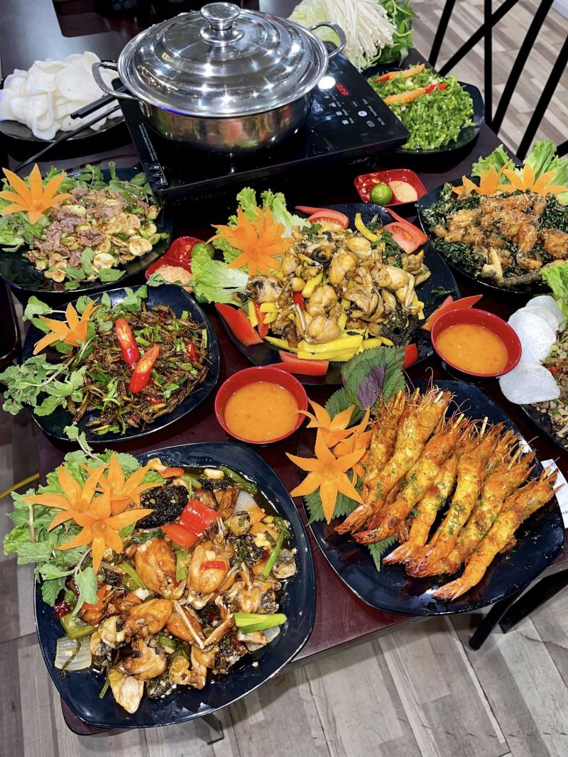 Mật Quán