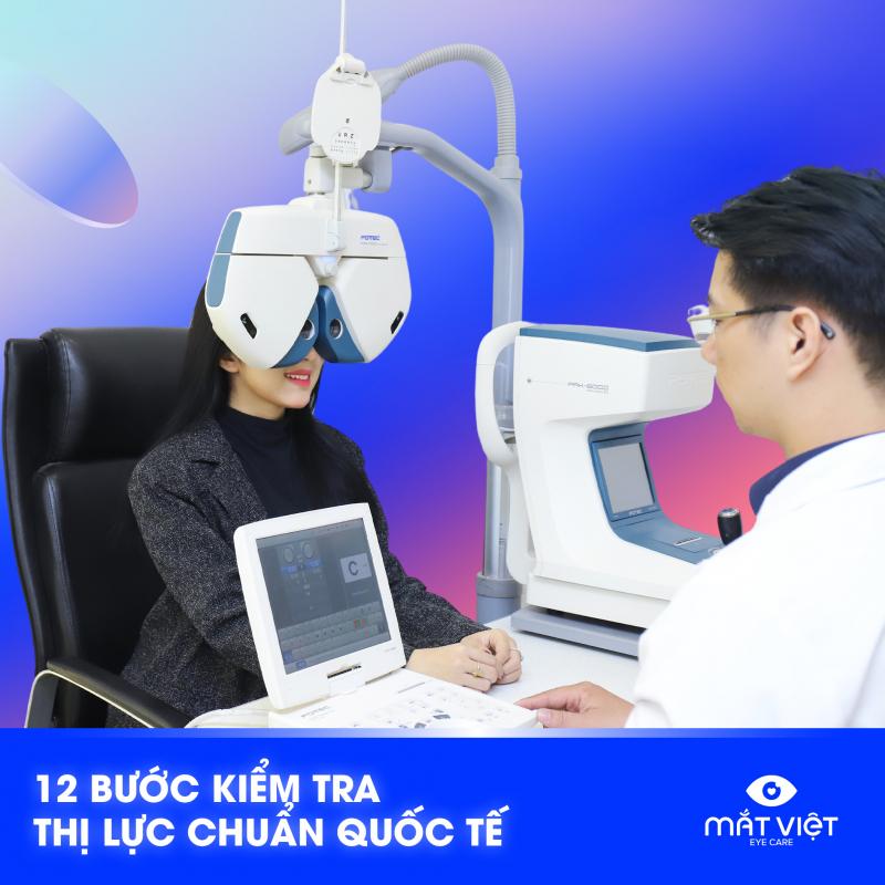 Mắt Việt