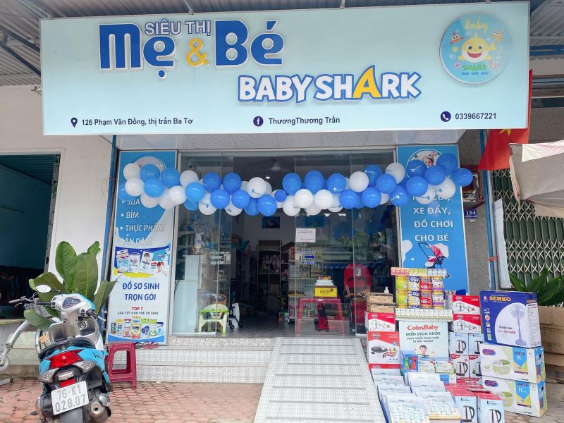 Mẹ và bé Baby Shark - Thương Thương Trần