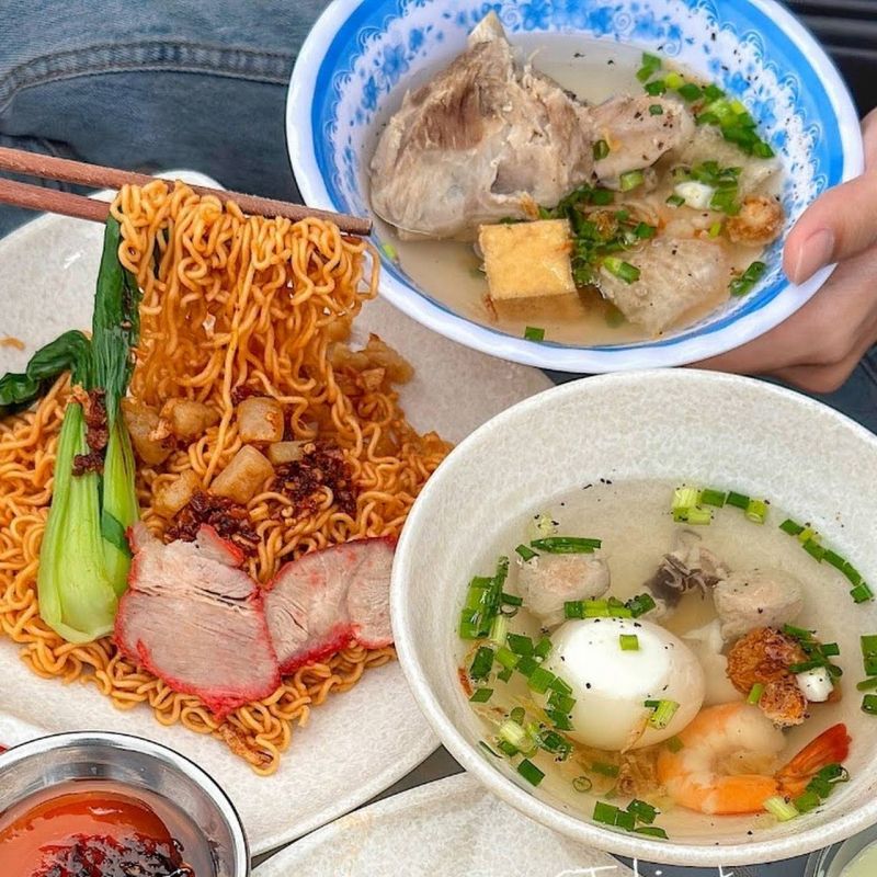 Mì trộn tóp mỡ Lai Gia_ sa tế Hồng Kông
