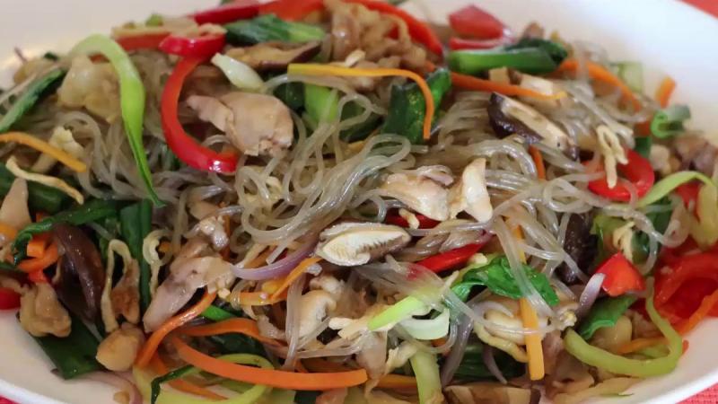 Miến xào gà