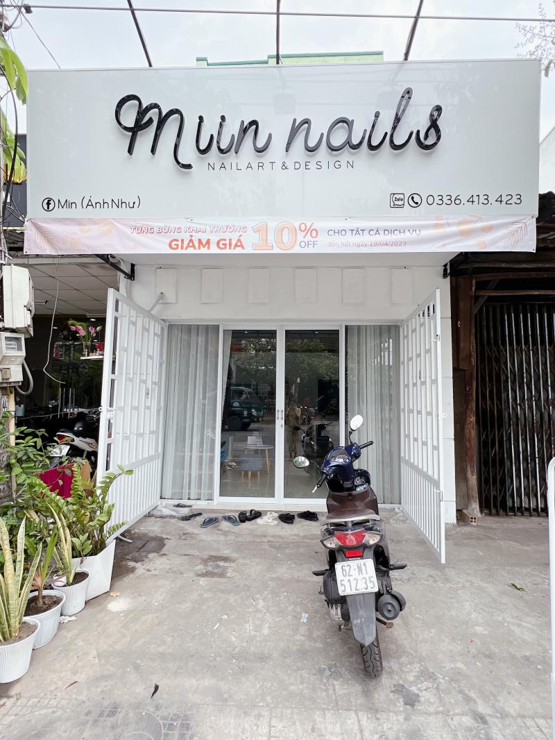 Miin Nail