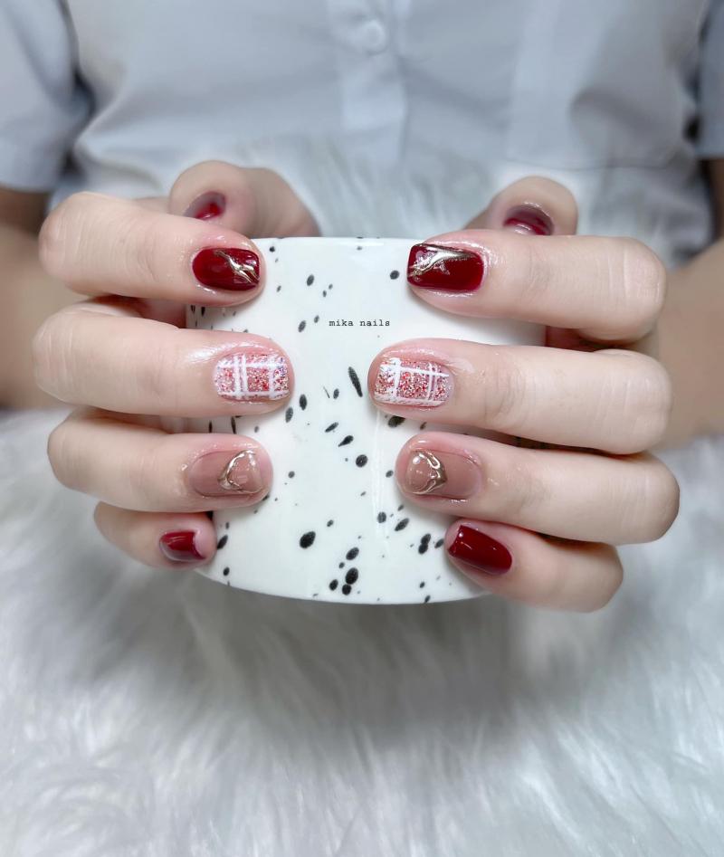 Mika nails