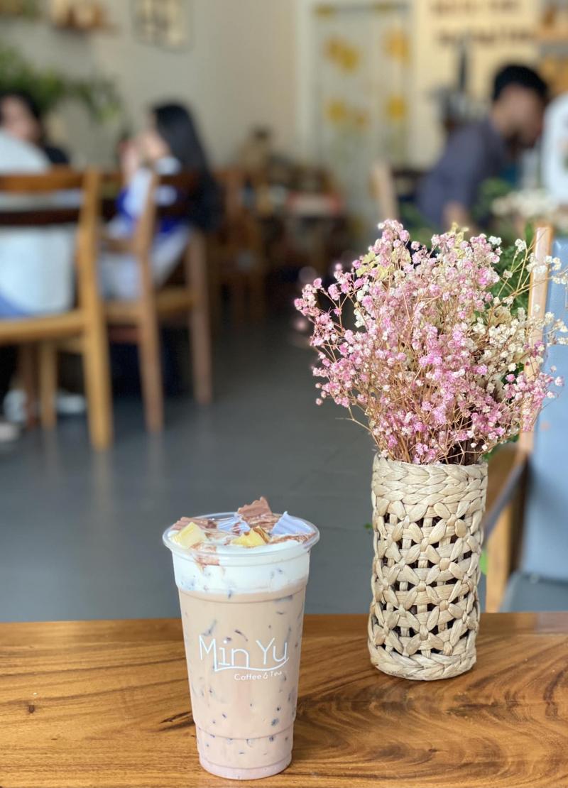 Min Yu Coffee & Tea
