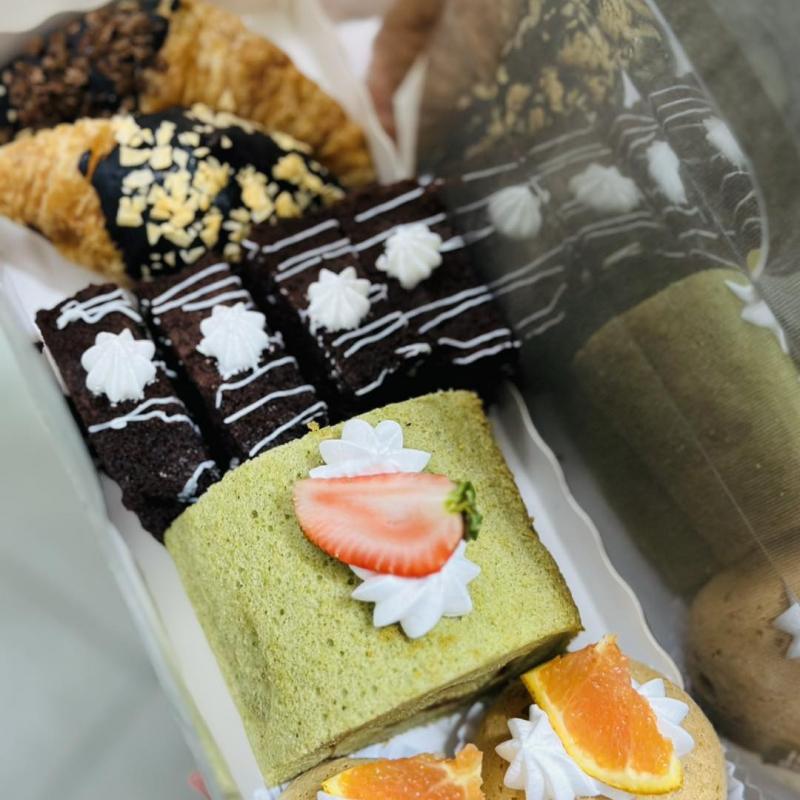 Moon Bakery