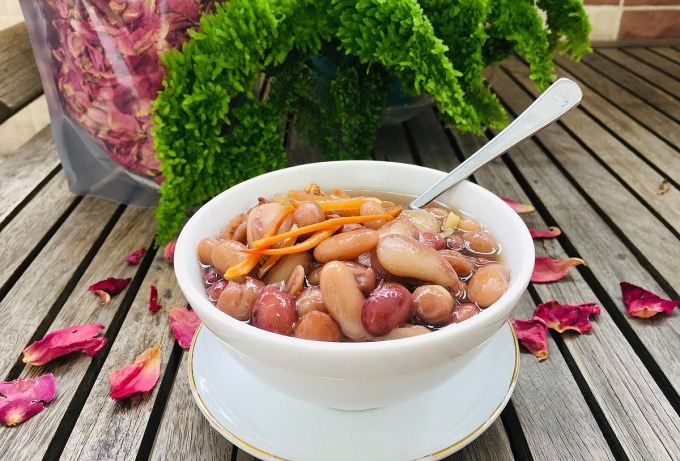 Chè ngũ đậu nấm trùng thảo