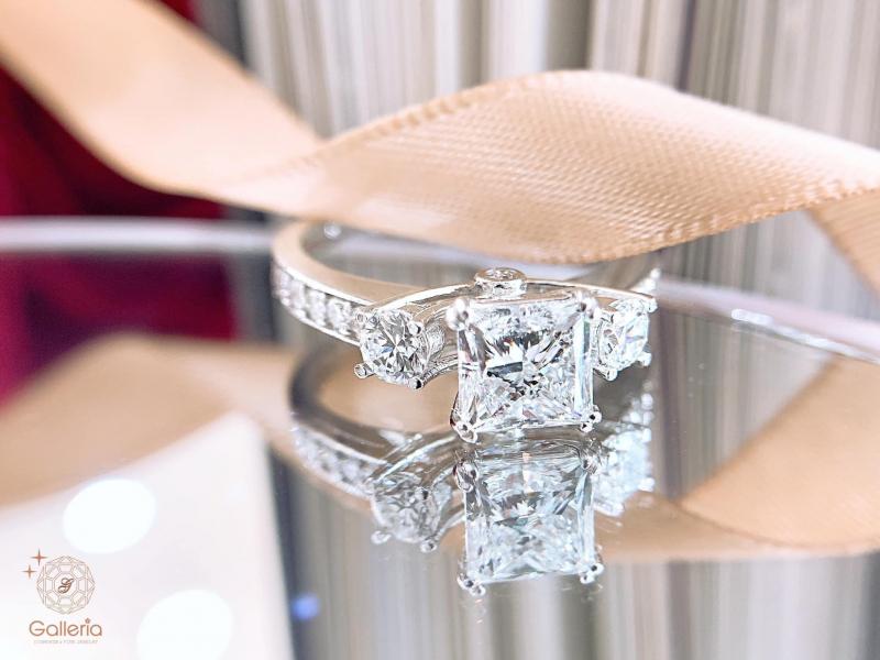 Galleria Diamond