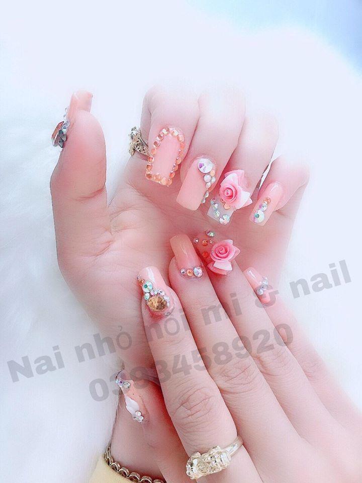 Nail Nhỏ