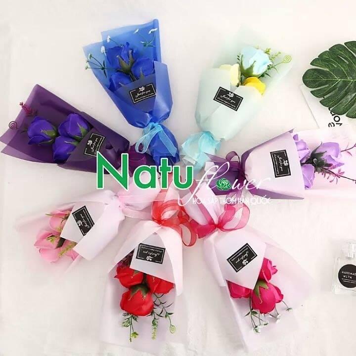 Đặc sản là những bông hoa sáp xinh đẹp mãi không tàn phai