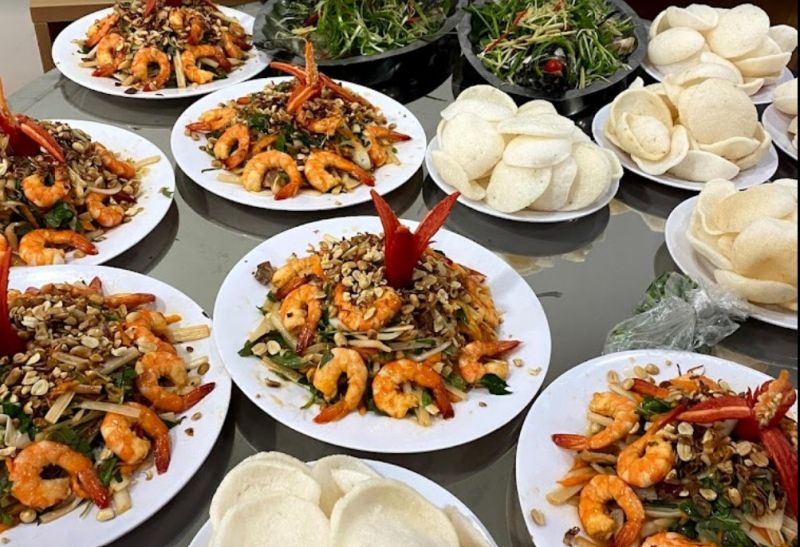 ﻿﻿Nấu tiệc tại nhà Phương Nam