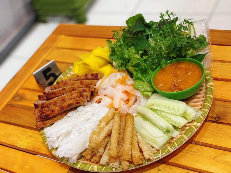 Nem nướng Nha Trang Ngõ 233 Mỹ Đình