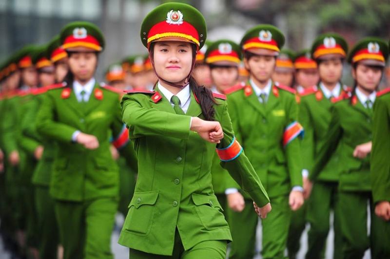 Ngành Công an, Quân đội