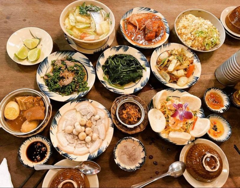 Ngọc Oanh - Trà Quán, Cháo & Cơm Niêu