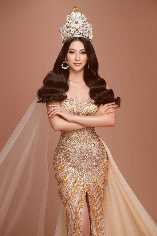 Hoa hậu Nguyễn Phương Khánh