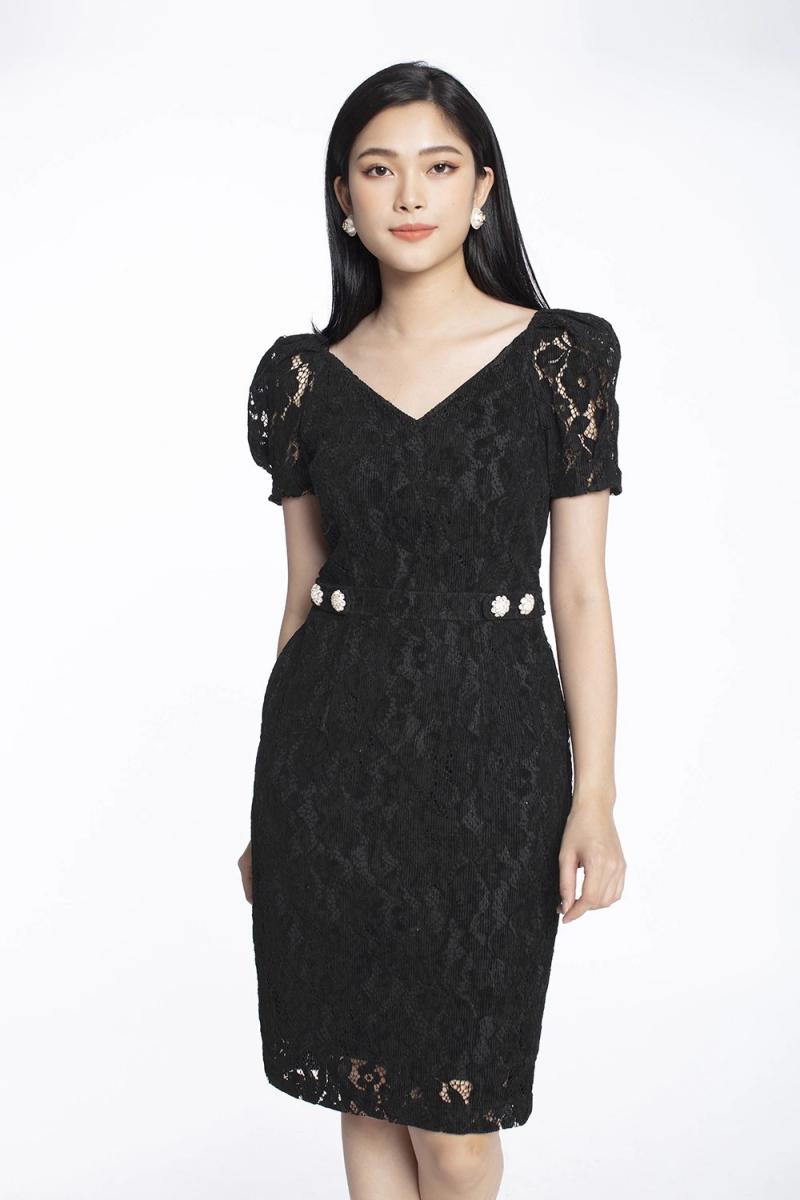 Mặc đầm ren tối màu