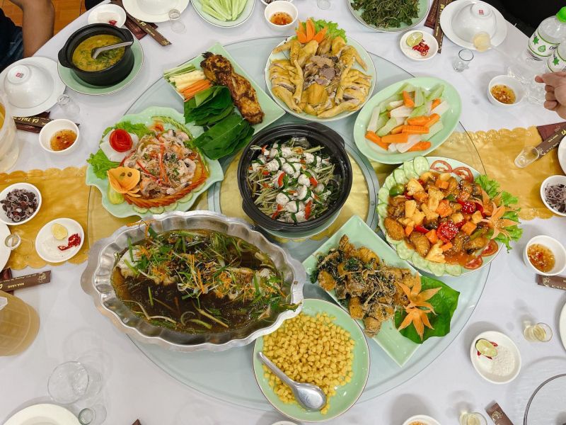 Nhà Hàng Cá Thác Bờ