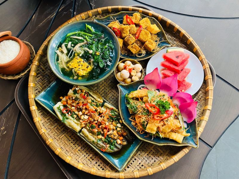 Nhà Hàng Chay Tuệ Nguyên