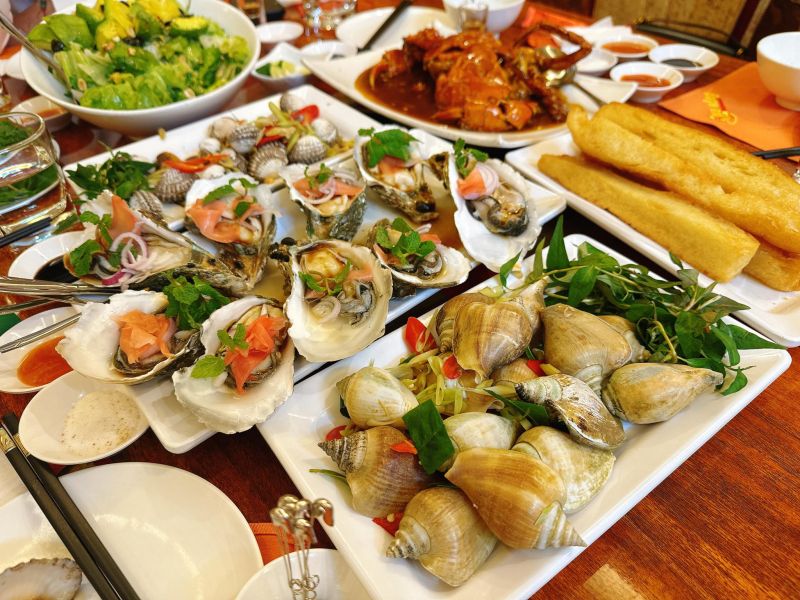 Nhà hàng Cua Vàng