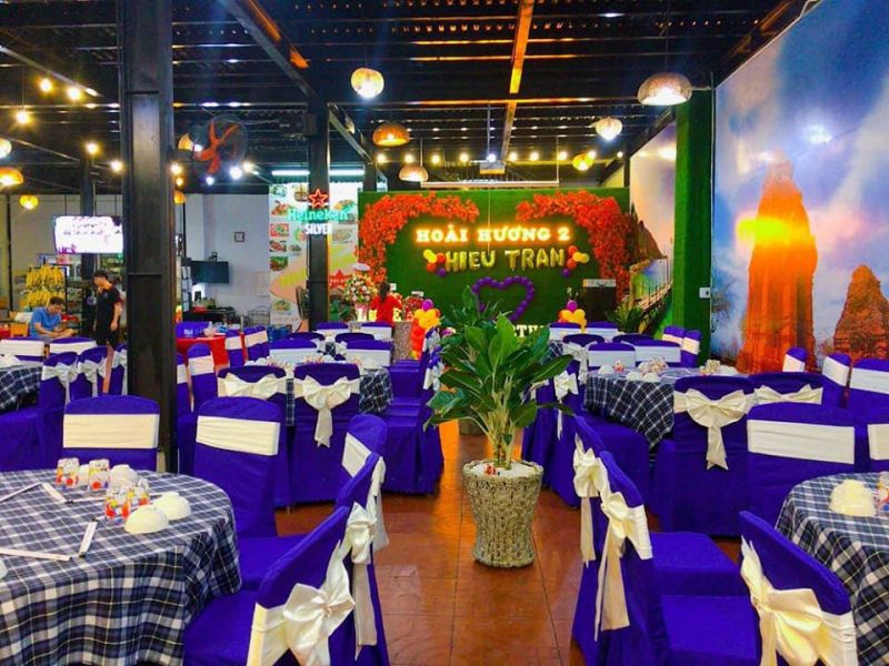 Nhà Hàng Hải Sản Hoài Hương Quy Nhơn
