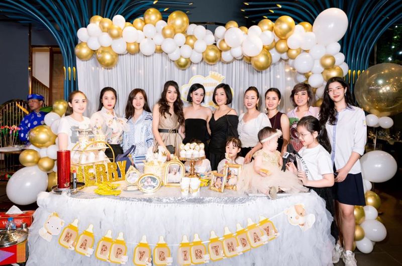 Nhà hàng Hải Sản Phố