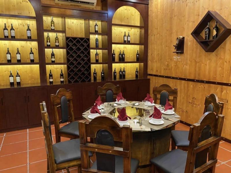 Nhà Hàng - Hầm Rượu 500 Anh Em Quán II