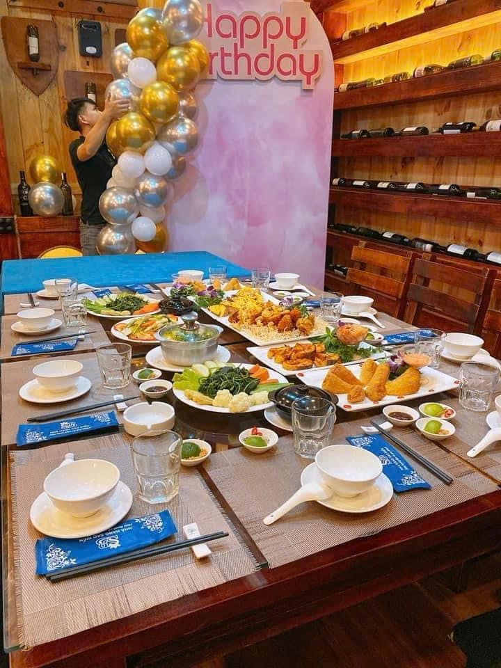 Nhà Hàng - Hầm Rượu Sao Biển