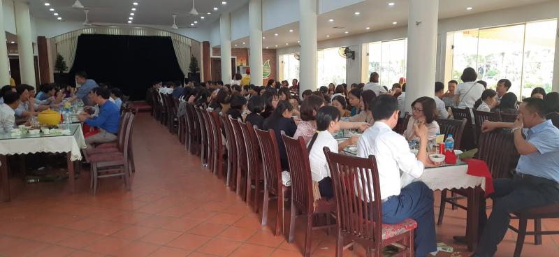 Nhà hàng Lá Cọ