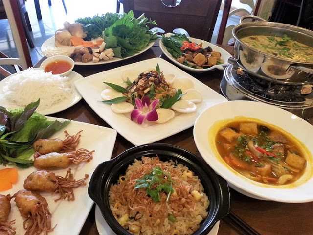 Nhà Hàng Linh Tâm