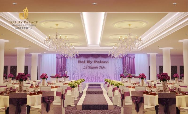 Không gian trang nhã, lịch sự của nhà hàng tiệc cưới Phúc Đại Hỷ