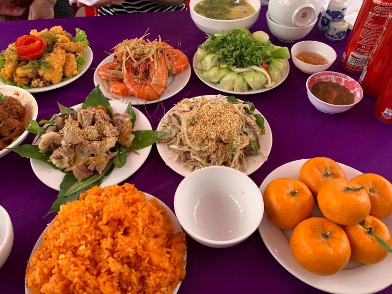 Nhà Hàng Văn Đức