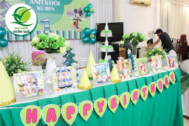 Nhà hàng Vườn Quê