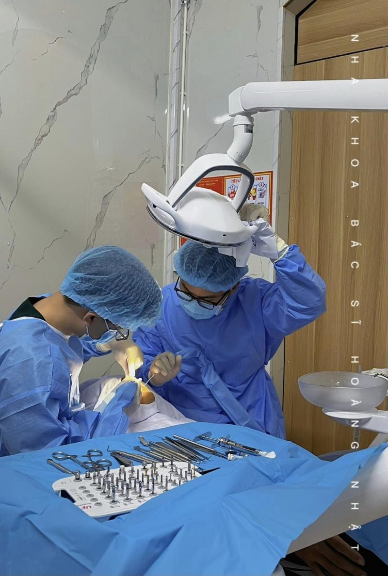 Nha khoa Bác sĩ Hoàng Nhật
