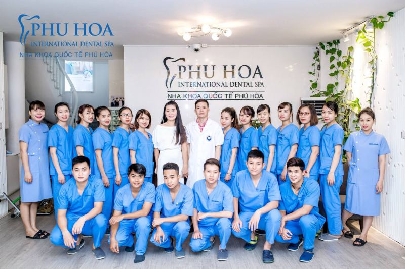 Nha khoa Quốc tế Phú Hòa