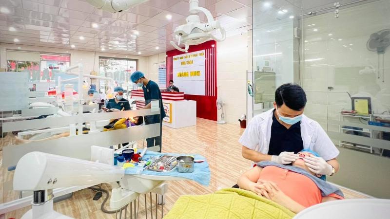 Nha khoa thẩm mỹ Hoàng Dung